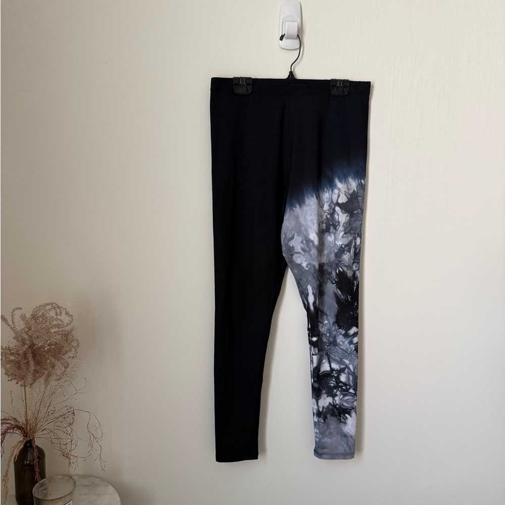 Daub + Design leggings size L